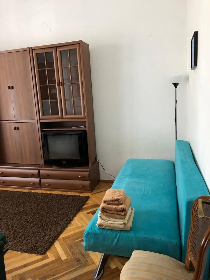 Apartment Karpintsa Lwów Zewnętrze zdjęcie